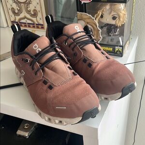 On Running Brown Sneakers Rugged Design Waterproof